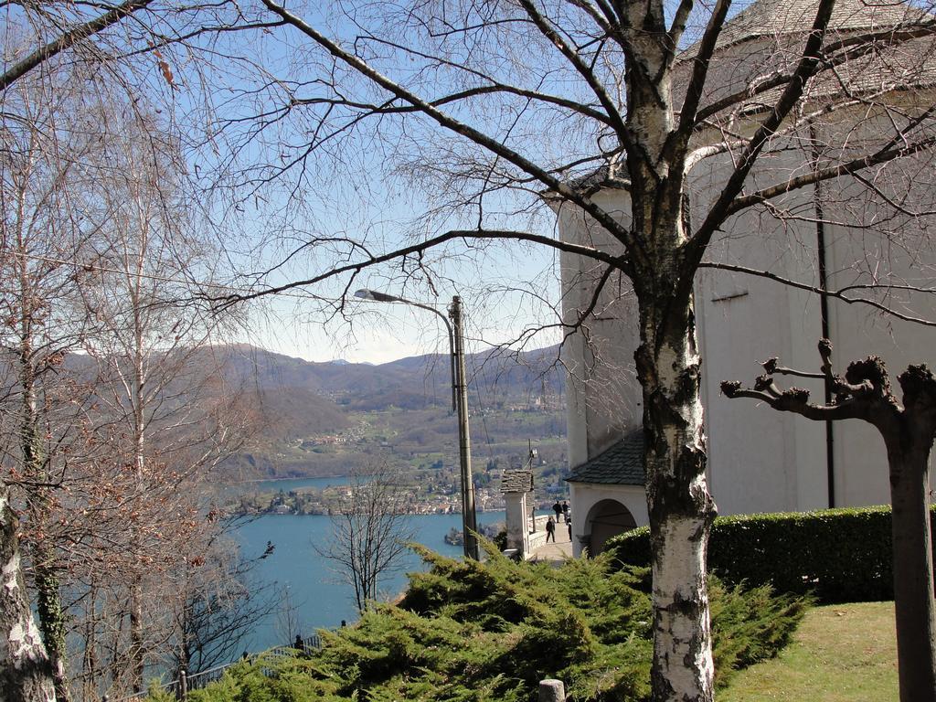 Appartamento Dal Picasass House Madonna Del Sasso Camera foto